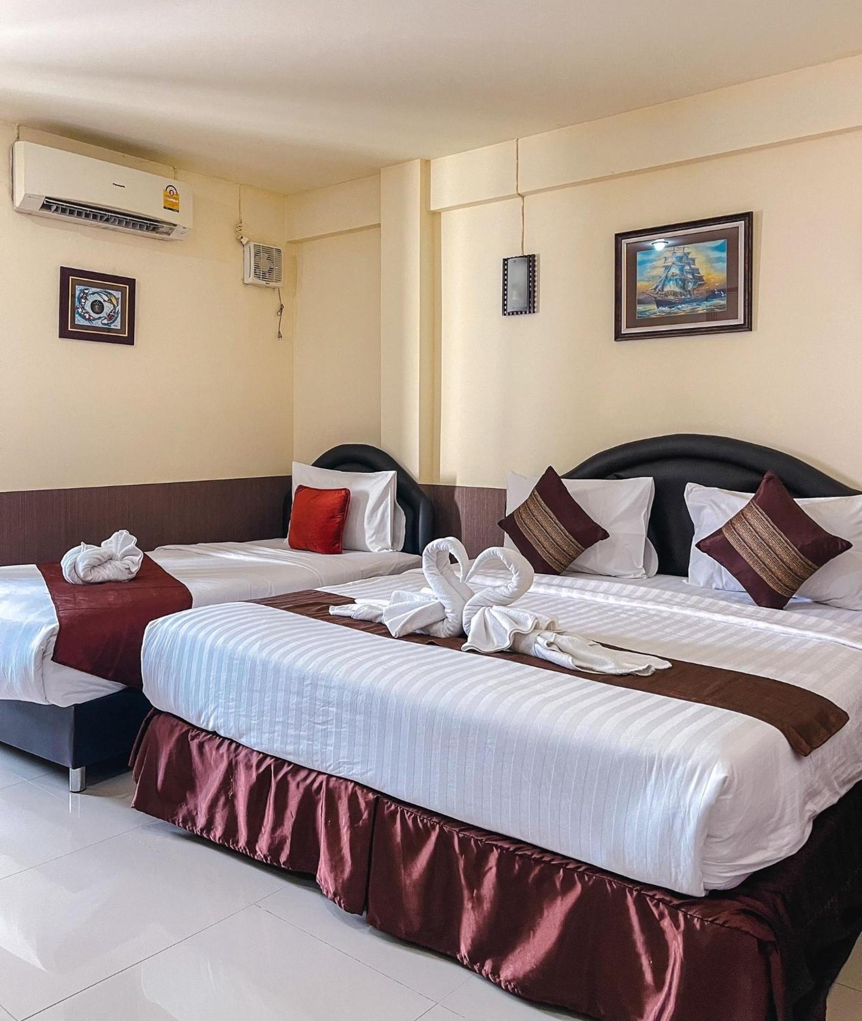 Baik Suite Bangkok Buitenkant foto